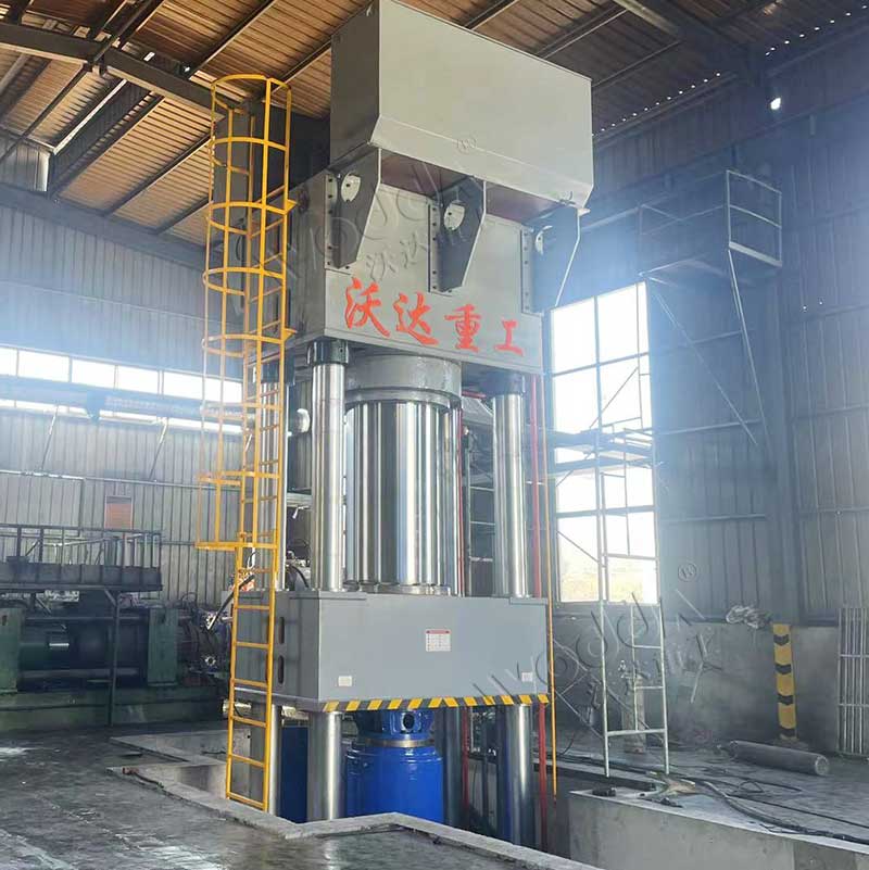 雙工位石墨坩堝液壓機(jī)