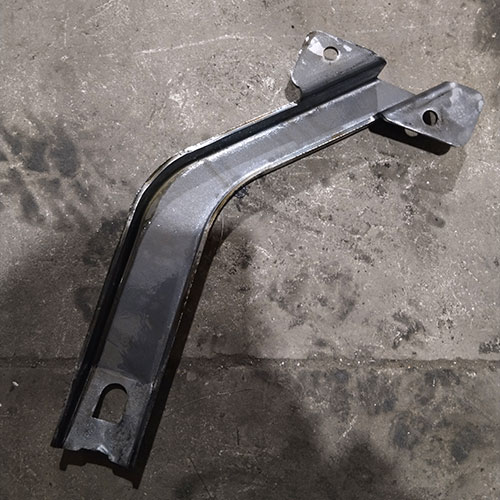 200噸汽車油箱支架沖壓成型機