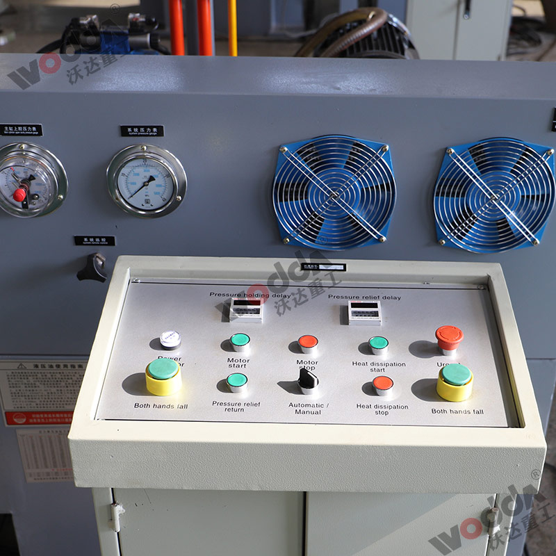 滕州液壓機細節(jié)