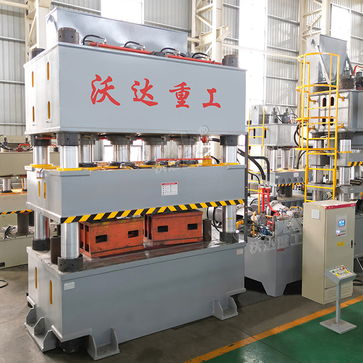 800噸四柱液壓機(jī)車(chē)間現(xiàn)貨 800噸四柱液壓機(jī)車(chē)間現(xiàn)貨