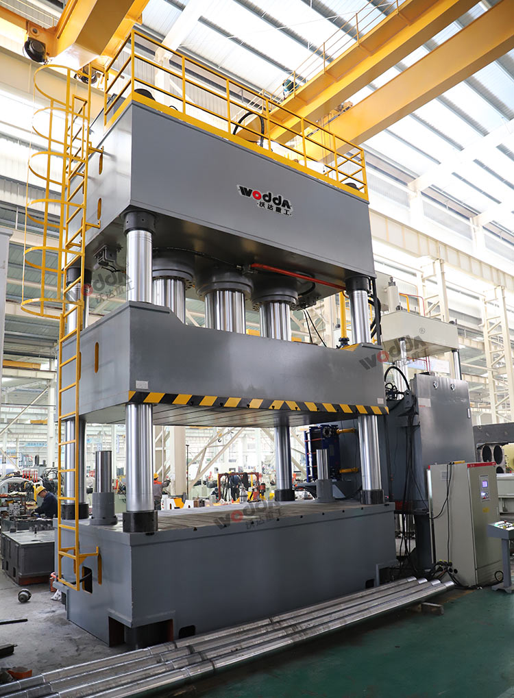 2000噸復合材料成型液壓機