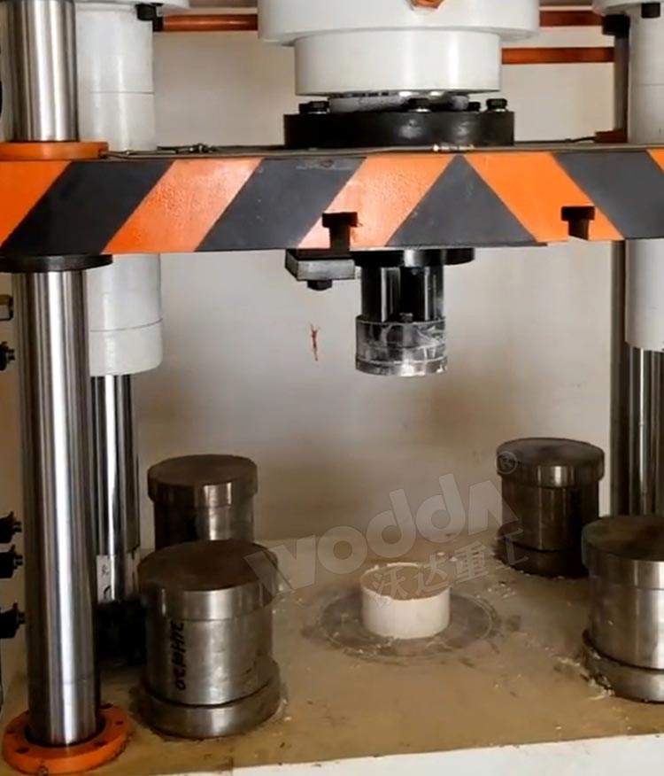 營(yíng)養(yǎng)飼料塊