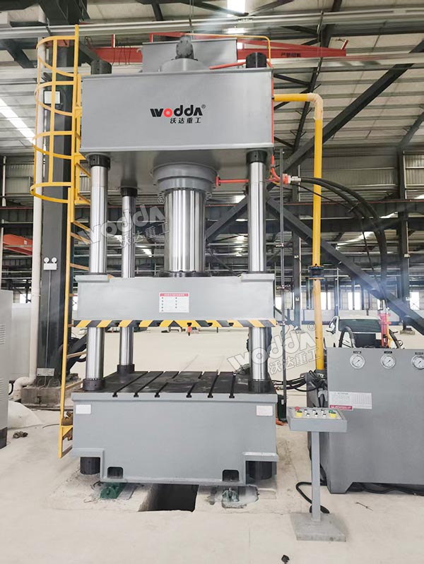 500噸四柱液壓機(jī)