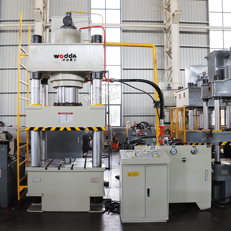 500噸四柱液壓機