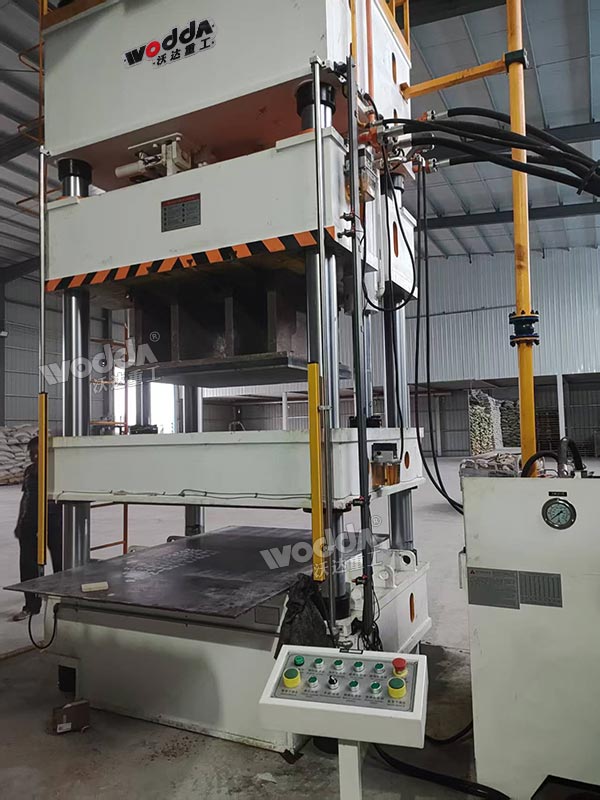 500噸蛭石板成型液壓機