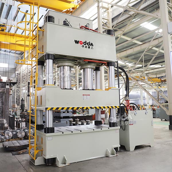 1000噸四柱液壓機