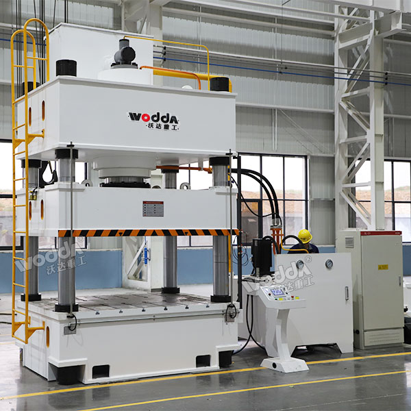 630噸伺服液壓機