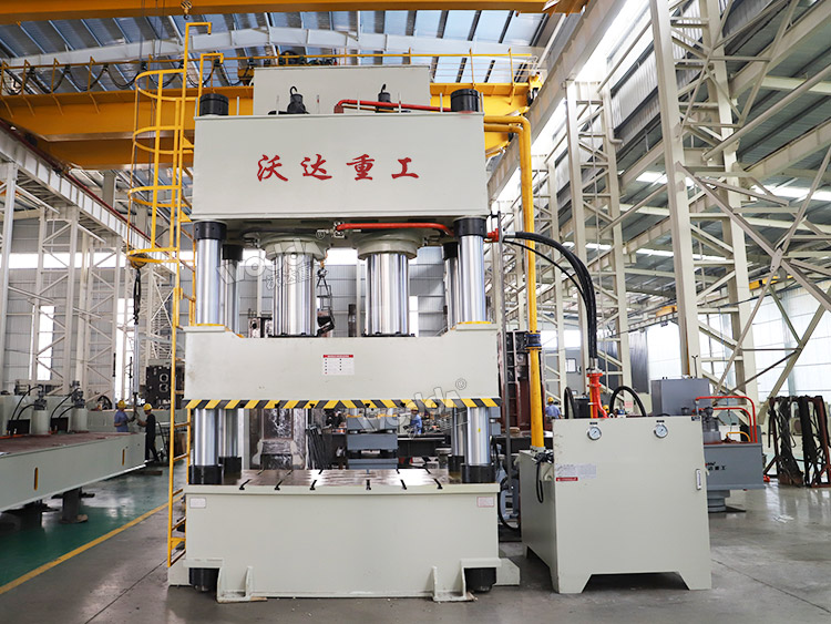 1000噸四柱液壓機(jī)