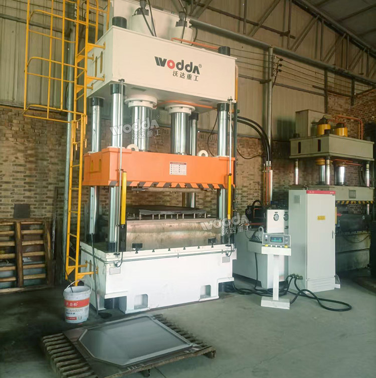 400噸汽車配件成型液壓機