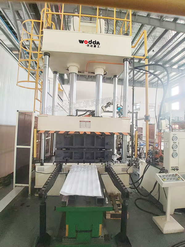 200噸四柱液壓機帶移動工作臺