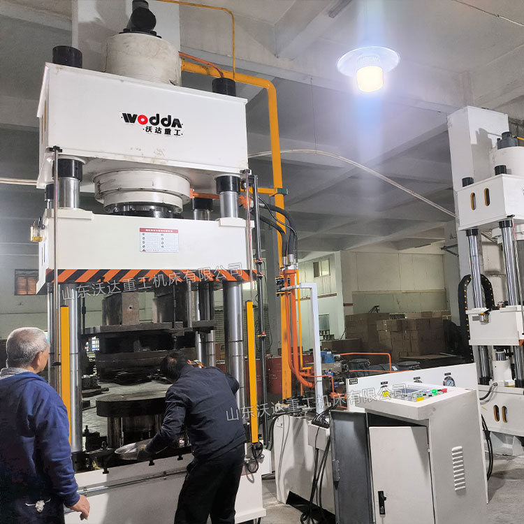 315噸四柱液壓機(jī)拉伸鋁鍋成型 315噸四柱液壓機(jī)拉伸鋁鍋成型