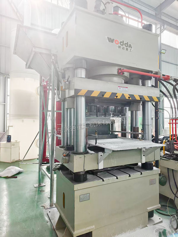 全自動(dòng)粉末成型液壓機(jī)