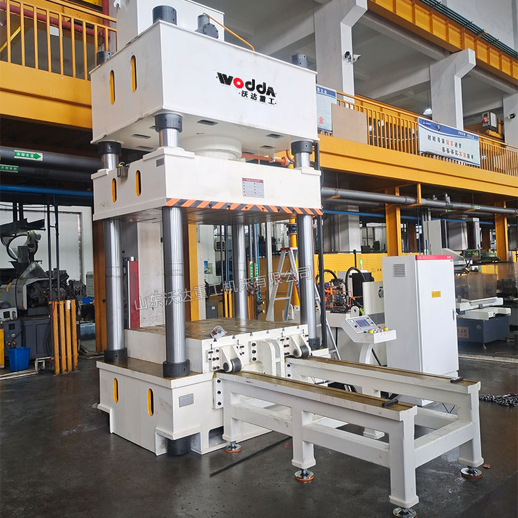 500噸移動(dòng)工作臺(tái)液壓機(jī)