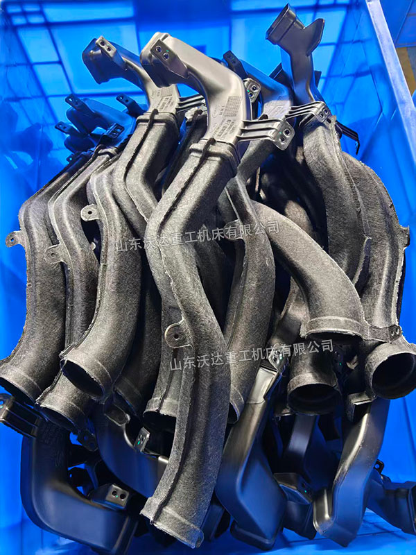 汽車除霜通風(fēng)管