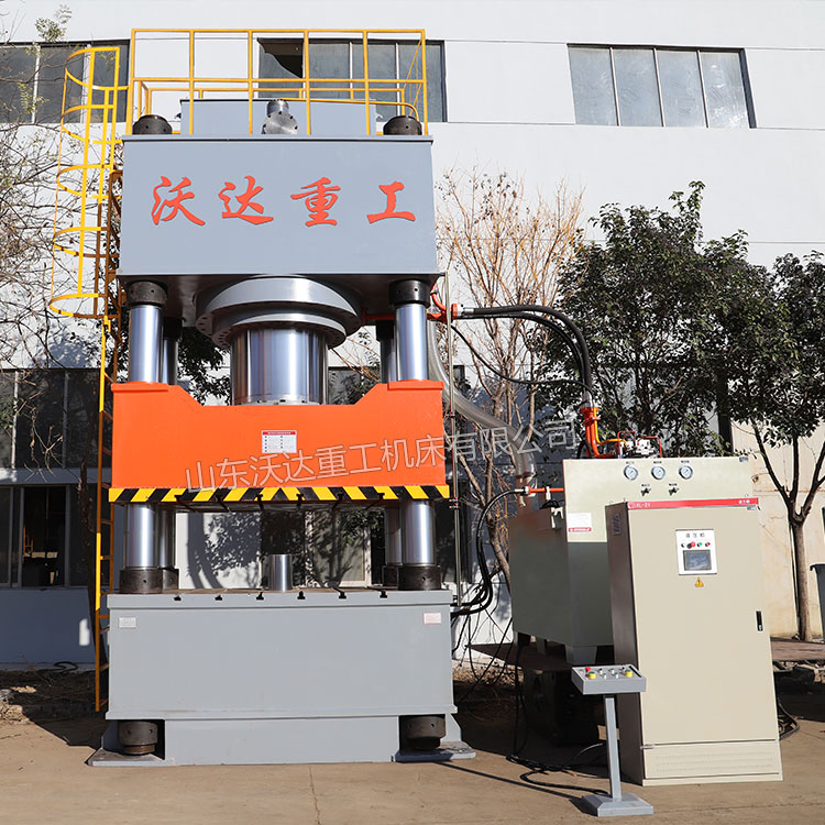 2000噸液壓機(jī)