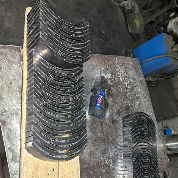 汽車剎車片.jpg 汽車剎車片.jpg