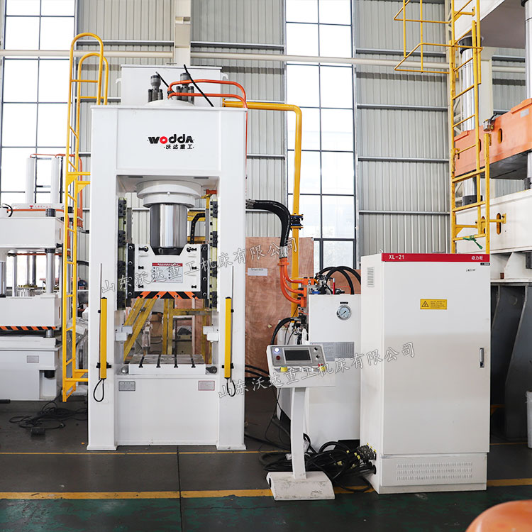 315噸金屬冷擠壓液壓機(jī) 315噸金屬冷擠壓液壓機(jī)