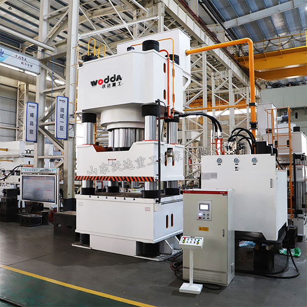 2500噸三梁四柱液壓機