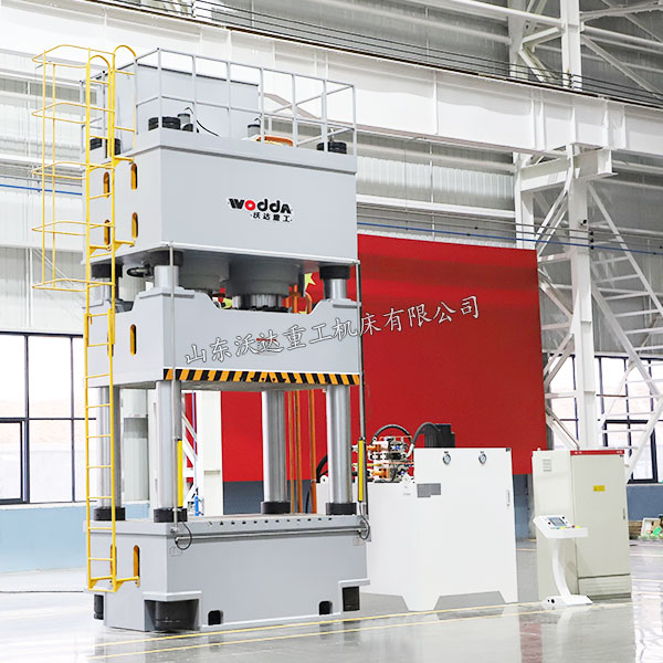 1500噸三梁四柱液壓機(jī)