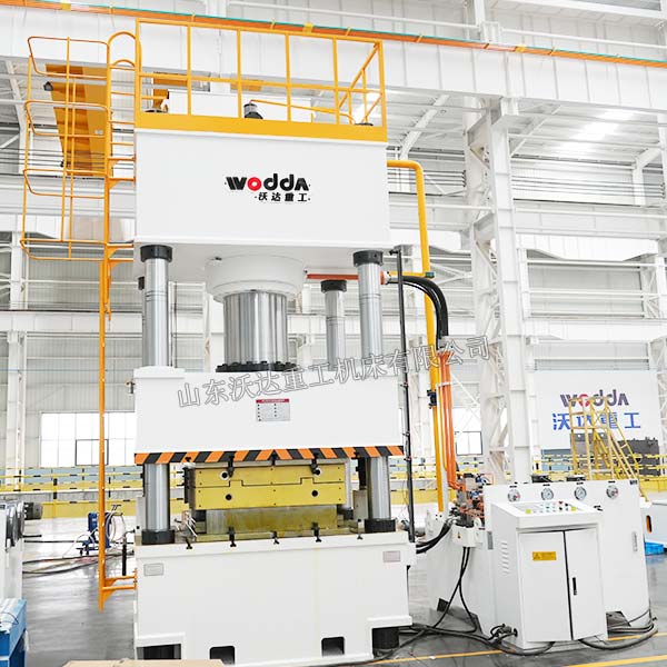 800噸不銹鋼水箱板液壓機(jī)