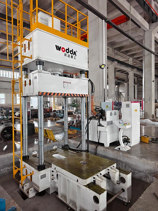 200噸四柱液壓機帶移動工作臺