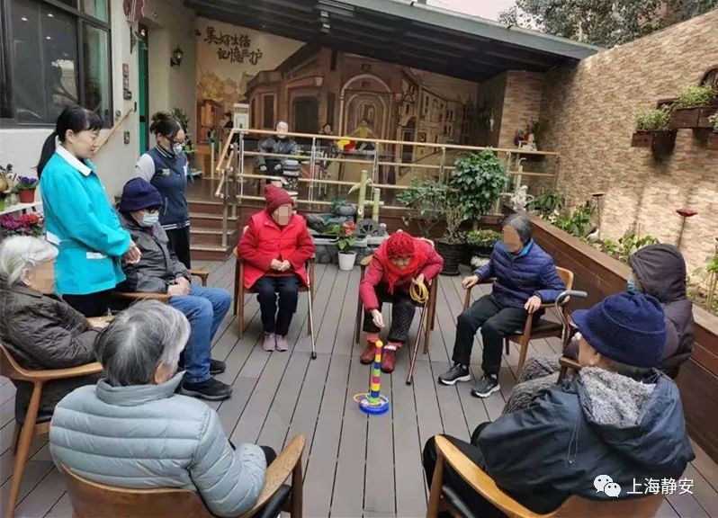 醫(yī)療、康復、生活照料……這些需求在家門口就能解決！靜安這里正打造“沒有圍墻的養(yǎng)老院”(圖1)
