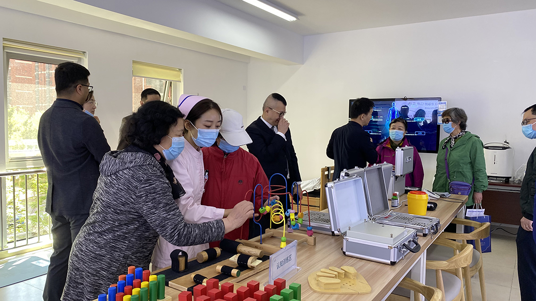 祝賀海淀雙清苑社區(qū)養(yǎng)老服務驛站正式啟動(圖13) 祝賀海淀雙清苑社區(qū)養(yǎng)老服務驛站正式啟動(圖13)